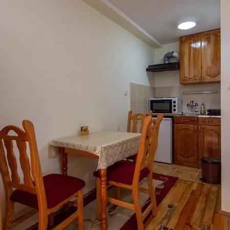 Adamov Konak Apartmani Lazici Exterior photo